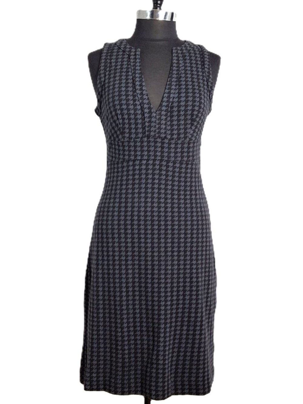 Banana Republic Sz 10 Houndstooth Soft Knit Sheath Bodycon Empire Dress